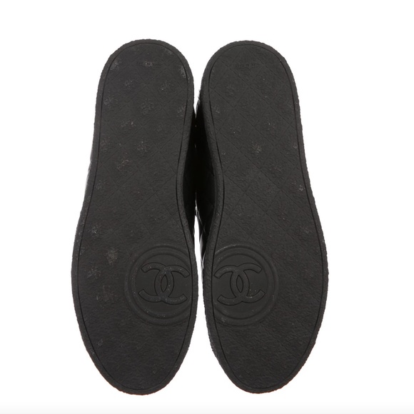 Chanel Lambskin High Top Sneakers Size 37.5 - Picture 4 of 6